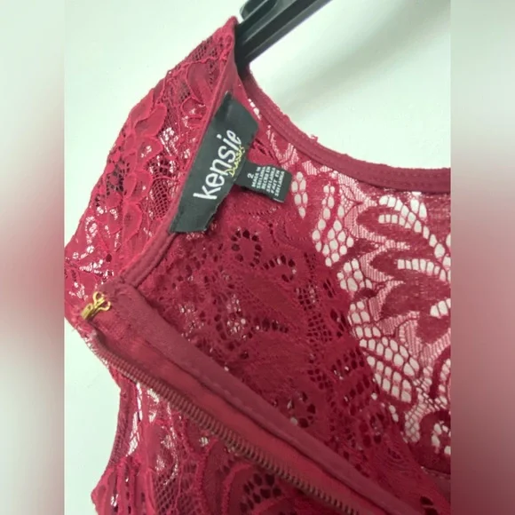 Kensie Women’s Maroon Cap Sleeve Knee Length Fit + Flare Dress Size 2 - Picture 7 of 11